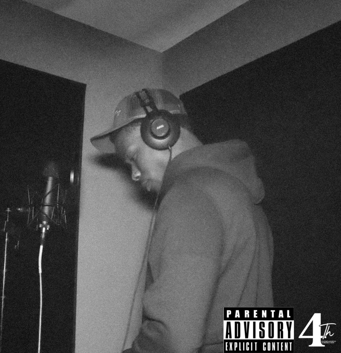 thatsNika__'s tweet photo. @Roseboy4th “Something For The Road” EP dropping at MIDNIGHT on ALL streaming platforms‼️‼️

Pre-save link ➡️ https://t.co/yuGQpt0Ex7

🌹🌹

#RoseBoy4th #NewMusic #UMG https://t.co/pv0lDPJAuo