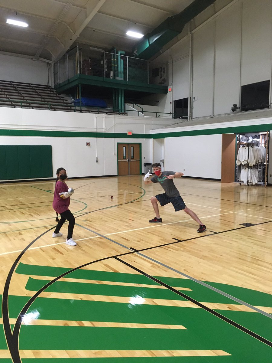 UNTFencing's tweet photo. In person fencing is back! Join us next week at 7:30pm at Ken Bahnsen gym! Make sure to get tested at least three days prior! DM for more information. #untfencing #GMG https://t.co/DXTACOQq0b