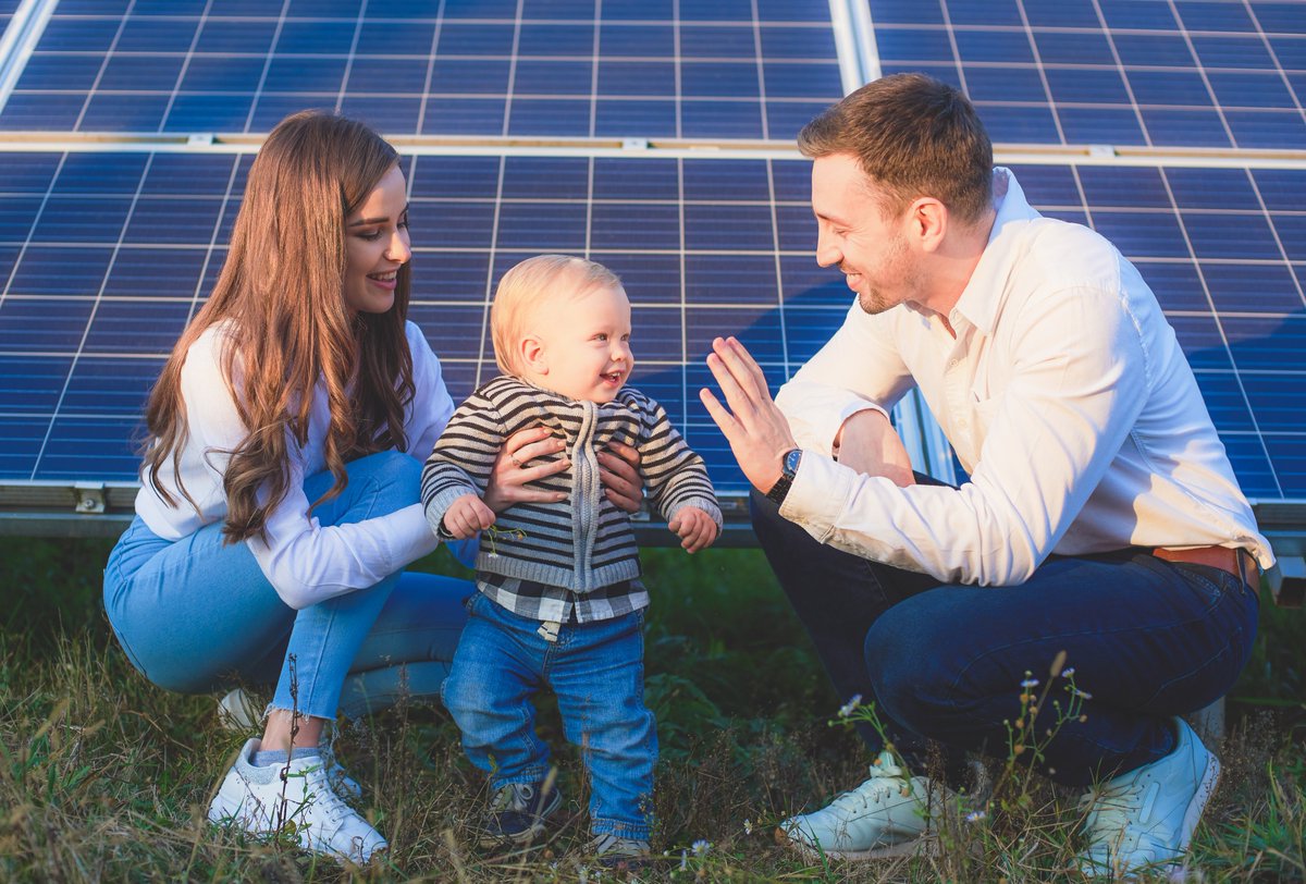 SuntriaSolar's tweet photo. ☀ Happiness is...when you make the second best investment in your life for your children's future. ☀
Let Suntria help you lead a #SolarPoweredLife! Learn more: https://t.co/YrCZ2Q2Fad https://t.co/isNu5bNEoy