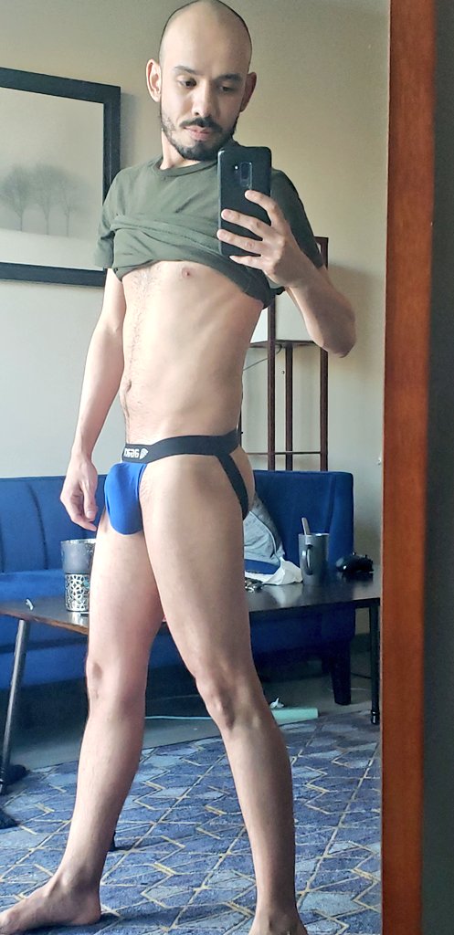 phxlatino28's tweet photo. Fave color is blue. #latingay #phxgay #bblatin #jockstrap https://t.co/Z0SYakKZkQ