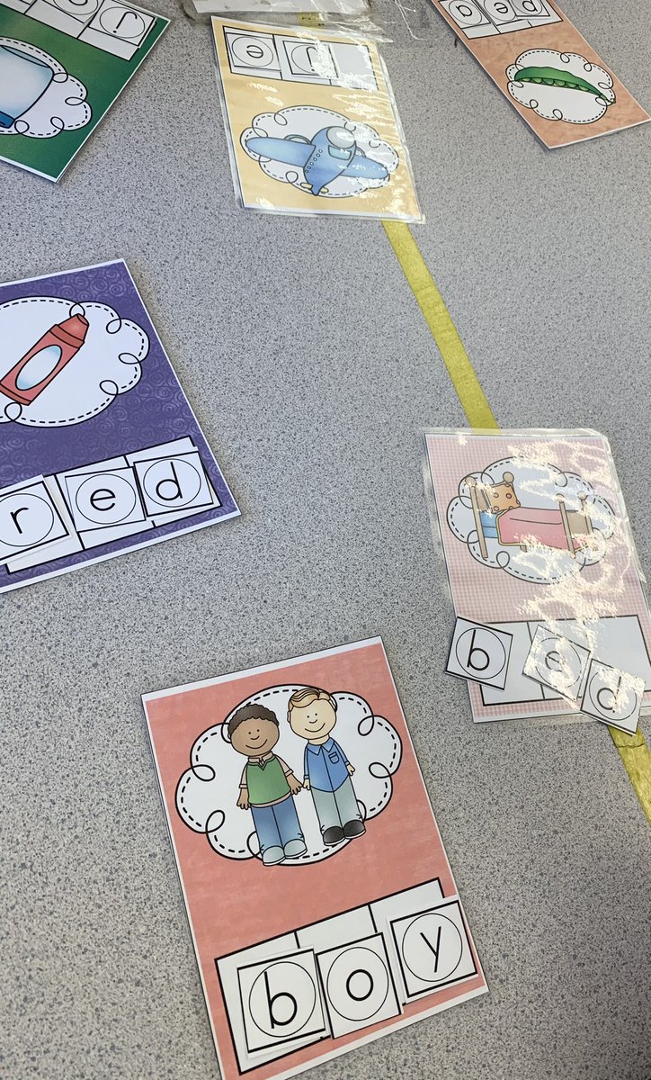 MsLCatania's tweet photo. Let’s Build Some Sight Words! 🛠 #ELP #KinderFun https://t.co/wkLPpE4eUv