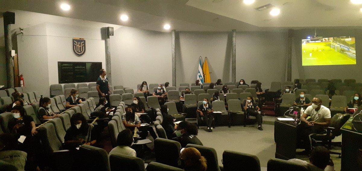 arbitrosec's tweet photo. 🏃‍♀️Primera prueba Física y Académica del año

🔴Divido en 2 grupos

📍Zona Costa🗓30/03/2021
📍Zona Sierra🗓31/03/2021

#buscandolaexcelencia

🇪🇨🔝💯 https://t.co/5LV4T69MEB