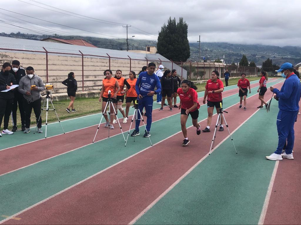 arbitrosec's tweet photo. 🏃‍♀️Primera prueba Física y Académica del año

🔴Divido en 2 grupos

📍Zona Costa🗓30/03/2021
📍Zona Sierra🗓31/03/2021

#buscandolaexcelencia

🇪🇨🔝💯 https://t.co/5LV4T69MEB