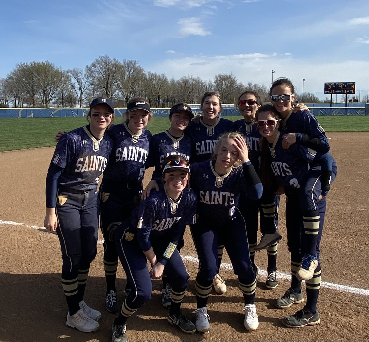 stasaintssball's tweet photo. Awesome job JV Saints softball!! 18-3 first game win, 11-1 second game win! Thanks to all who came out to watch 🥎 
.
#stasaints #stasaintssoftball #stasoftball #highschoolsoftball #wewillfindaway https://t.co/jda3WOcFUy