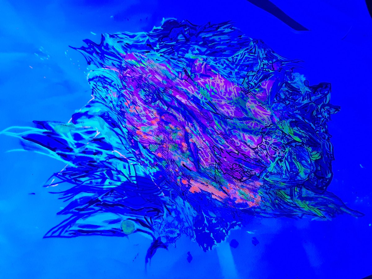 MI2CREWofficial's tweet photo. #mftatx #mi2crew #ywkw #art #artwork #canvas #blacklight #neon #glowinthedark #ultraviolet #maskheradesproject2021 https://t.co/w8geKcGD1J