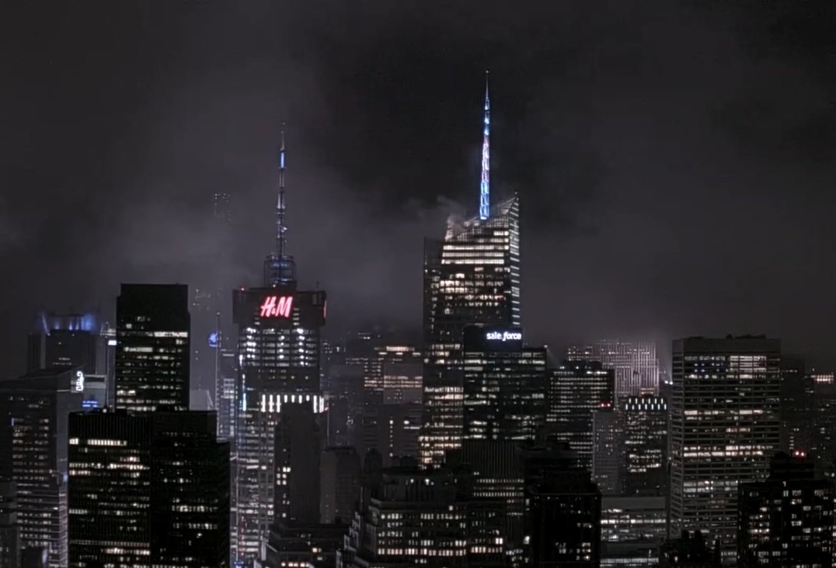A little rain can’t stop <a href="/BankofAmerica/">Bank of America</a> Tower in #NYC from shining in the night sky in support of our transgender community! #TransDayOfVisibility