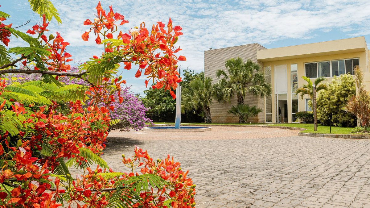 SantanaSpazio's tweet photo. #SeeksLife stunning every season
#holidayhouse #weekend #luxury #LuxuryTravel #luxurystyle #luxurylifestyle #realtor #rent #forsale #architecturetwitter #beachhouse #beachlife #spaziosantana #spaziosantanarealty https://t.co/h4L3dqldrc