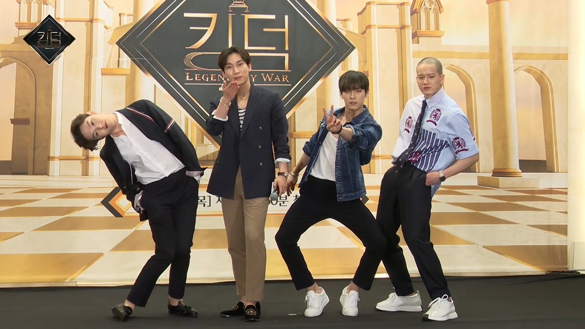 lixiescent's tweet photo. HONESTLY EVERYTHING BTOB DOES IS SO FUNNY IDK WHY https://t.co/tbYqHcCM3E