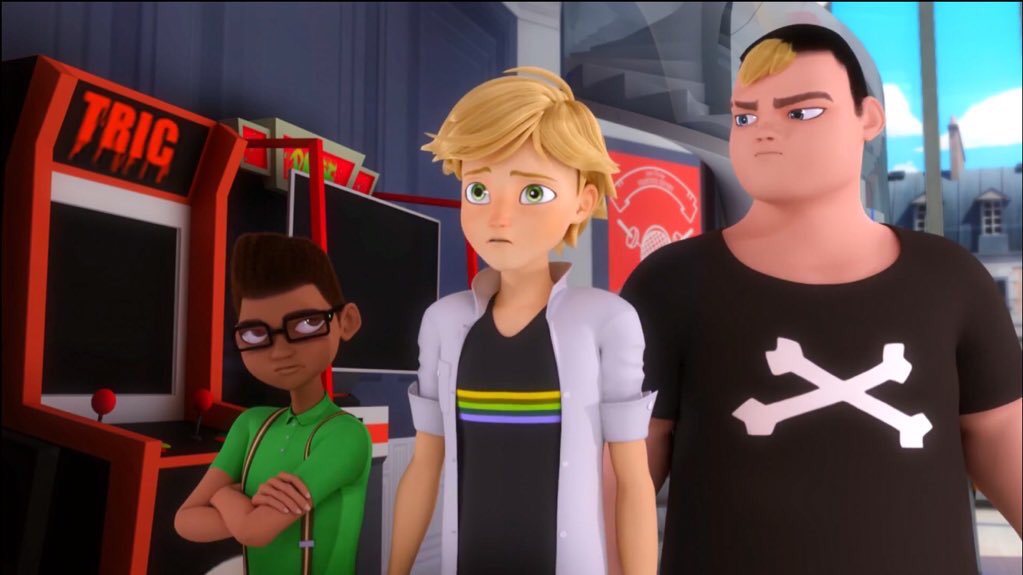 Iadynoirss's tweet photo. ALL THE BOYS PANICKED WHEN MARINETTE CALLED THEM ONE BY ONE EXCEPT FOR ADRIEN WHO WAS SMILING DOWN AT HIS PHONE &amp; HE WAS SO CONFUSED WHEN THEY DIDN’T LET HIM INVITE HER https://t.co/eJlnLCqU22