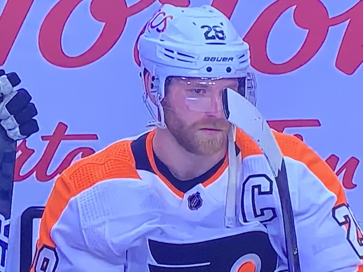 TommyTomasino's tweet photo. Gotta say, #Flyers players really look like they absolutely love playing for Alain Vigneault and his coaching staff don’t they?. #FireAV #FireChucky #FireTherrien #FireYeo https://t.co/x3gqG52rtU