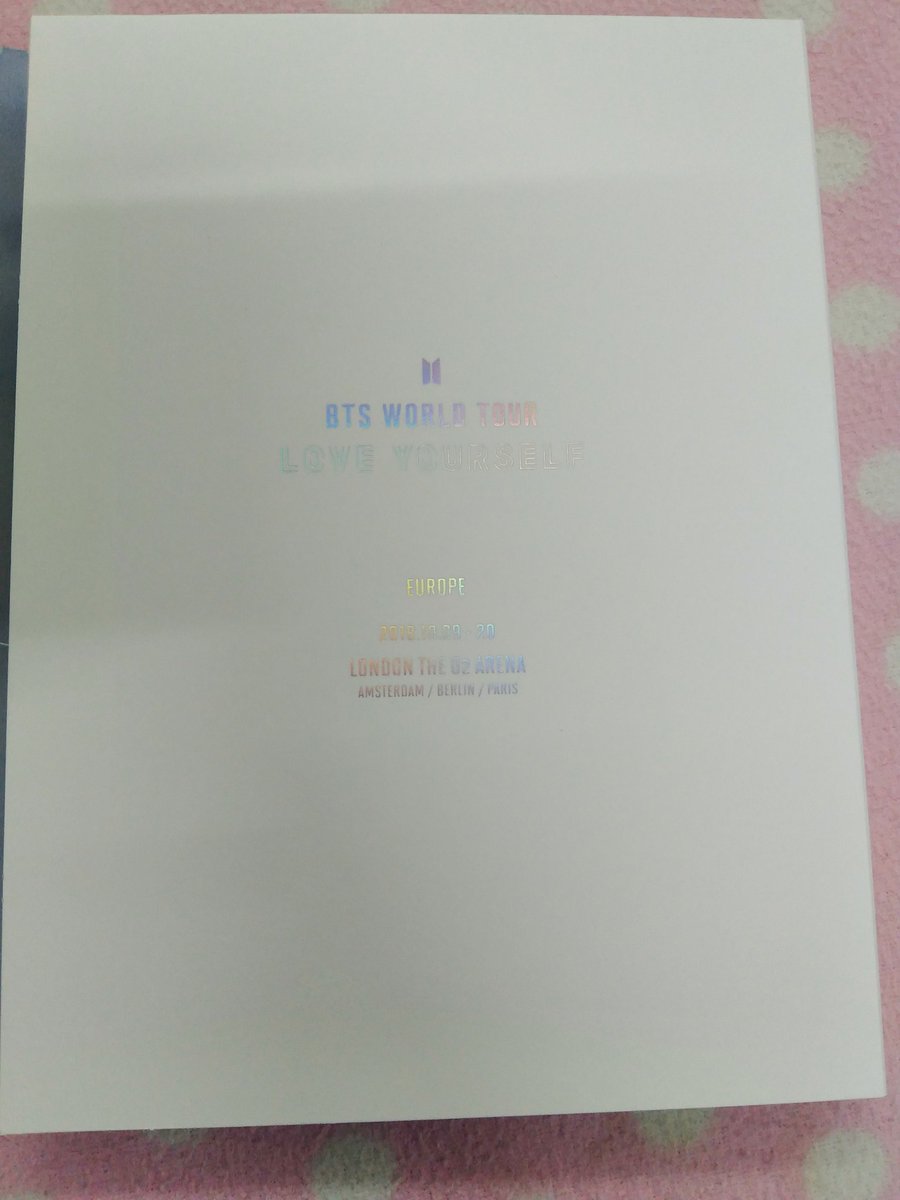 iamsameeee's tweet photo. เทรดนี้จะปล่อยของสะสมทั้งหมดนะคะมัดจำ/ผ่อนได้ค่ะ
Love Yourself BTS​ world tour europe​ (outbox+DVD) 600 บาท​ ค่าส่ง​      
Flash 40​ บาทค่ะ
#ปล่อยของสะสมบังทัน #ตลาดนัดรถไฟบังทัน #ตลาดนัดบังทัน #ตลาดนัดBTS #ตลาดนัดBT21 #ขายสะสมบังทัน #ขายของสะสมbts https://t.co/5cUpxi46W5