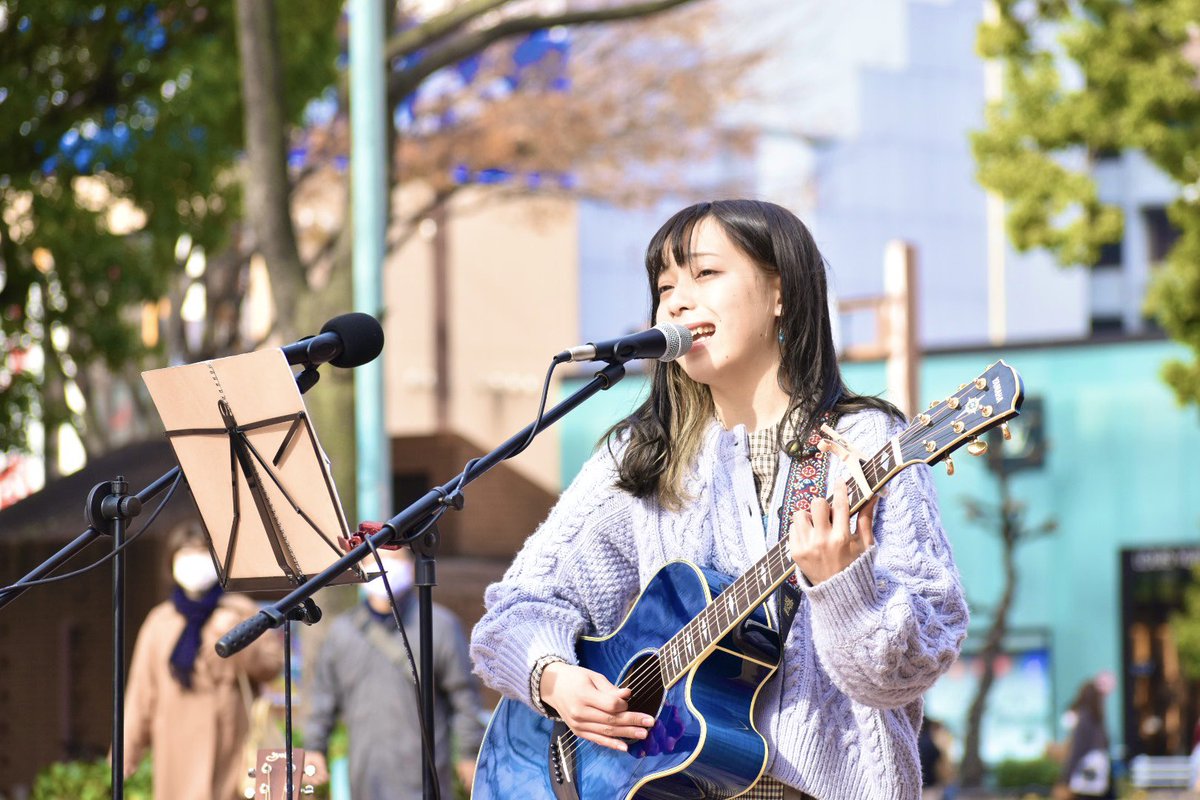 madogiwild's tweet photo. #_AREA
#ユヤサウンド
#髙橋さや
#海月系
🦋フローリスの歌を作曲したyuyaさんの事務所からデビューしたシンガーのさやちゃんだよ★普段は路上ライブと17配信で活動中だからみんな応援よろしくねー+:。((((o・ω・)o))) ゚.+:。💙 https://t.co/5OMcMa9n6t