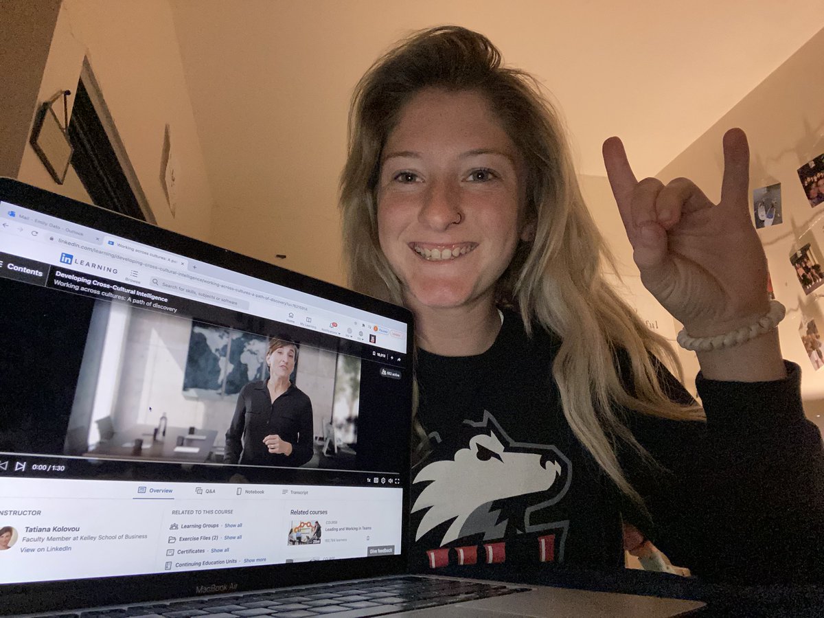 skye_grant05's tweet photo. I had the opportunity to learn from different LinkedIn modules: Cross-Cultural Intelligence, Inclusive Mindsets, and Communicating with Empathy. I also got the chance to listen to a TedTalk on Becoming a Leader. Thank you very much @NIUJobsPLUS !! @NIUSoftball @husk_experience https://t.co/ku7i7Hcvmy