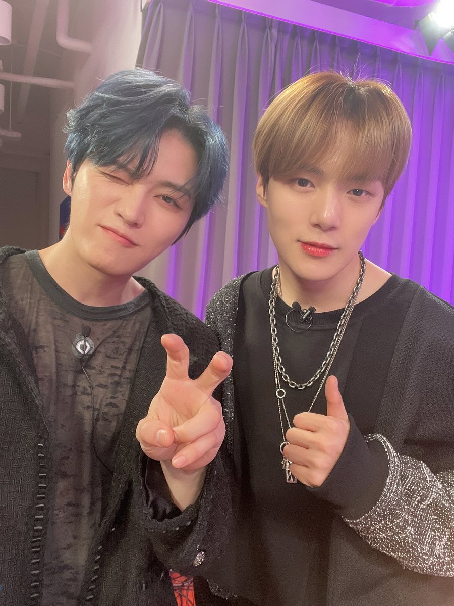 OfficialMONSTAX's tweet photo. 최고님과 최고의 시간은 최고다.. #민혁 #김재중 #BREAKING_DAWN https://t.co/VlnHaTEZeT