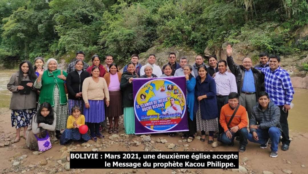 GraceAMM's tweet image. BOLIVIE : Mars 2021, une deuxième église accepte le Message du prophète Kacou Philippe. Photos des premiers baptêmes.