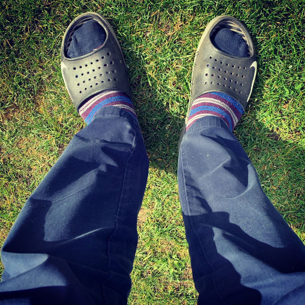 hablegroup's tweet photo. This photo is dividing opinion within #TeamHable 😳
How do you feel about our Founder @themarkreynolds footwear choice? Yes or no💬😂
#WorkFromHome #SocksAndSliders #Poll https://t.co/esgoBrJtXj