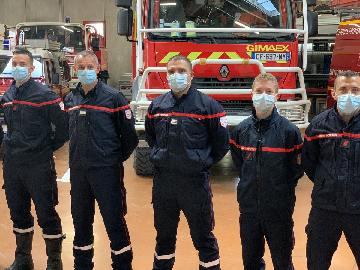 Pompiers04's tweet photo. #welcome 👏#Nouvellesrecrues

En ce #1erAvril avril (et ce n'est pas un 🐟).... Nous souhaitons la bienvenue dans nos effectifs au maître principal Alain PLA recruté en tant que lieutenant de 2ème classe et affecté au centre de secours principal @PompiersMSQ. (1/4) https://t.co/zdoCtS0jsB