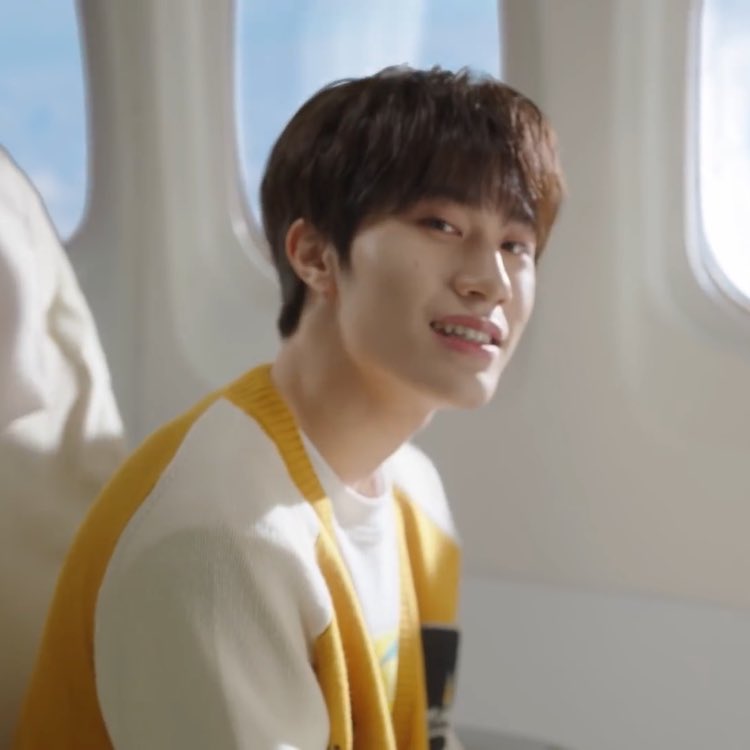 ؘ (@yedamlooks) on Twitter photo 