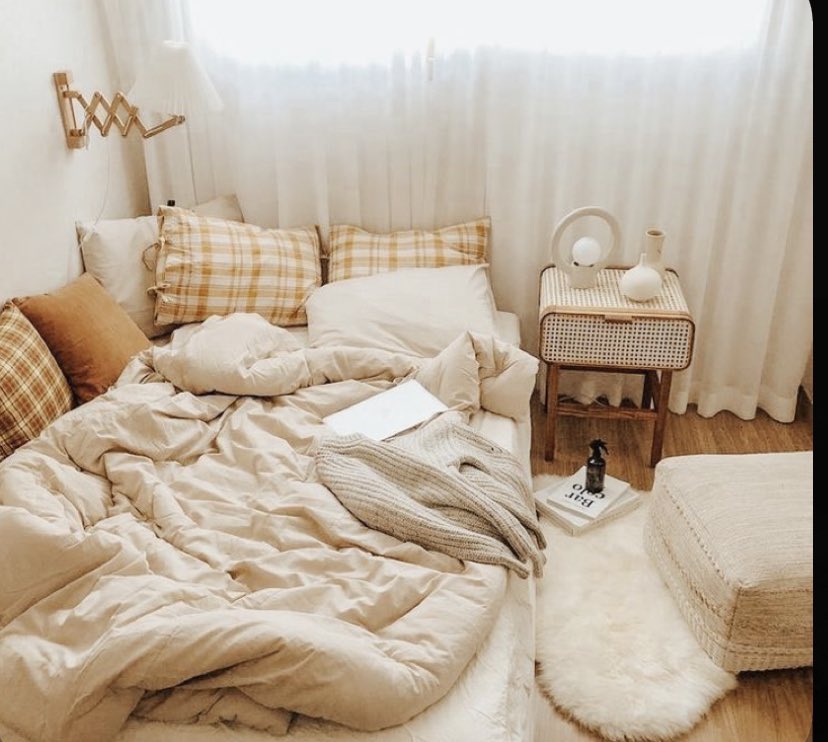 baranggcewe's tweet photo. Sprei Motif 

Sprei dengan motif yang aeshtetic ala Korea. Dari motif gingham, polos sampai tropical ada semua. Wajib beli karena adem dan bagus. 

Harga : 100.000 
Link https://t.co/M3lUcwA06H https://t.co/e6PfmaQbt6
