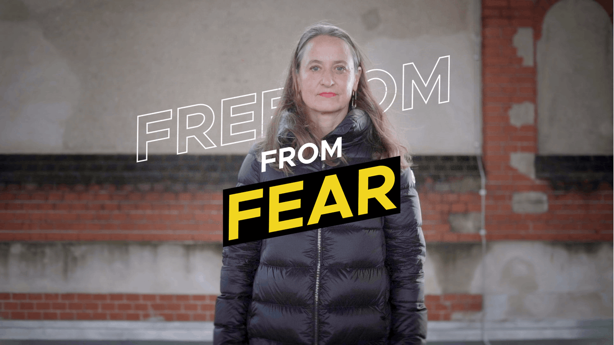 ThomasMannHouse's tweet photo. In der heutigen Folge 3 von #FreedomFromFear beantwortet die Choreografin Sasha Waltz die Frage von Sam Durant, ob Tanz helfen könne, sich von Angst zu befreien.

🎞️➡️https://t.co/qnEH2fFlot

#dance #transatlanticdialog #dialog #sashawaltz #samdurant #petersellars #berlin https://t.co/XfRU4JoN44