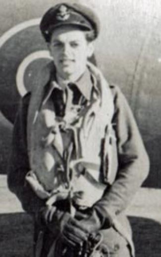 0003: David Oswald Hendry
Of West Lothian
06/04/21 - 09/87
219 Catterick

Promoted to Warrant Officer &amp; awarded the DFC

Hendry served with 219 Squadron continuously from September 1940 until his release in 1946, in Britain, North Africa and on the continent!

#LestWeForget
