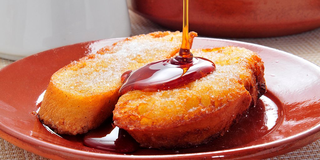 SpanienTourism's tweet image. ➡️ Das Beste am traditionellen spanischen Osterdessert #Torrijas - #ArmeRitter ist, dass man sie jederzeit essen kann: zum Frühstück, als Snack oder als Dessert! Mit Weißbrot und frittiert in Olivenöl, einfach lecker!

👉 bit.ly/3d0QwzZ

#SpainGastro #SpainTraditions