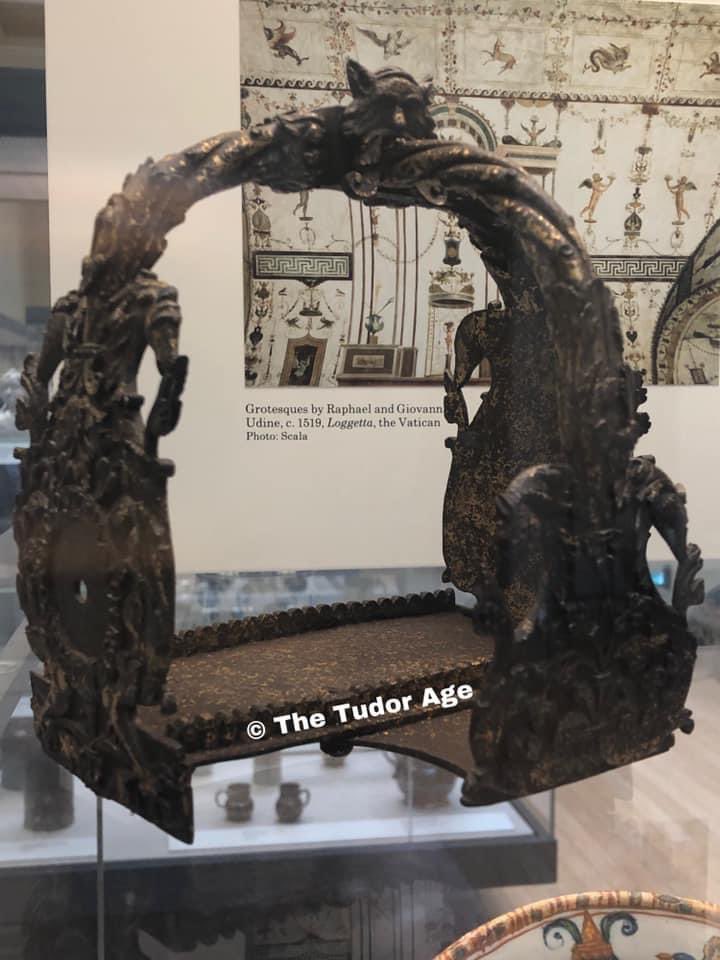 TudorAge1973's tweet photo. #ThrowbackThursday 
A knight of the Garter’s stirrup
Bronze, gilding, original enamel now lost.
About 1520.
Possibly Italian or English 

https://t.co/Sph8ijCNoM

#Stirrup #KnightoftheGarter #16thCentury #English #Italian #Tudors #History https://t.co/bZdpmO0hUx