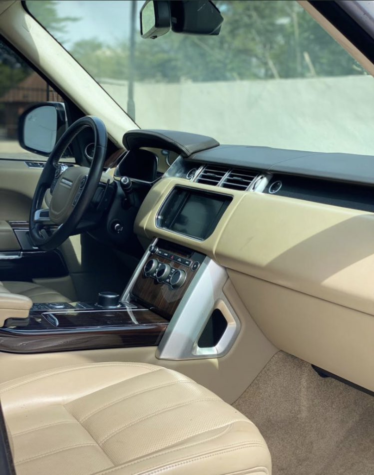 CupidAutosNG's tweet photo. Registered 🏎
Range Rover vouge HSE
2016
23m
#HappyNewMonth #aprilwish #AprilFoolDay #LEKKILIES #ShallWeBegin #layconalbum #djswitch #Amen #soludo https://t.co/expy5BhyZE