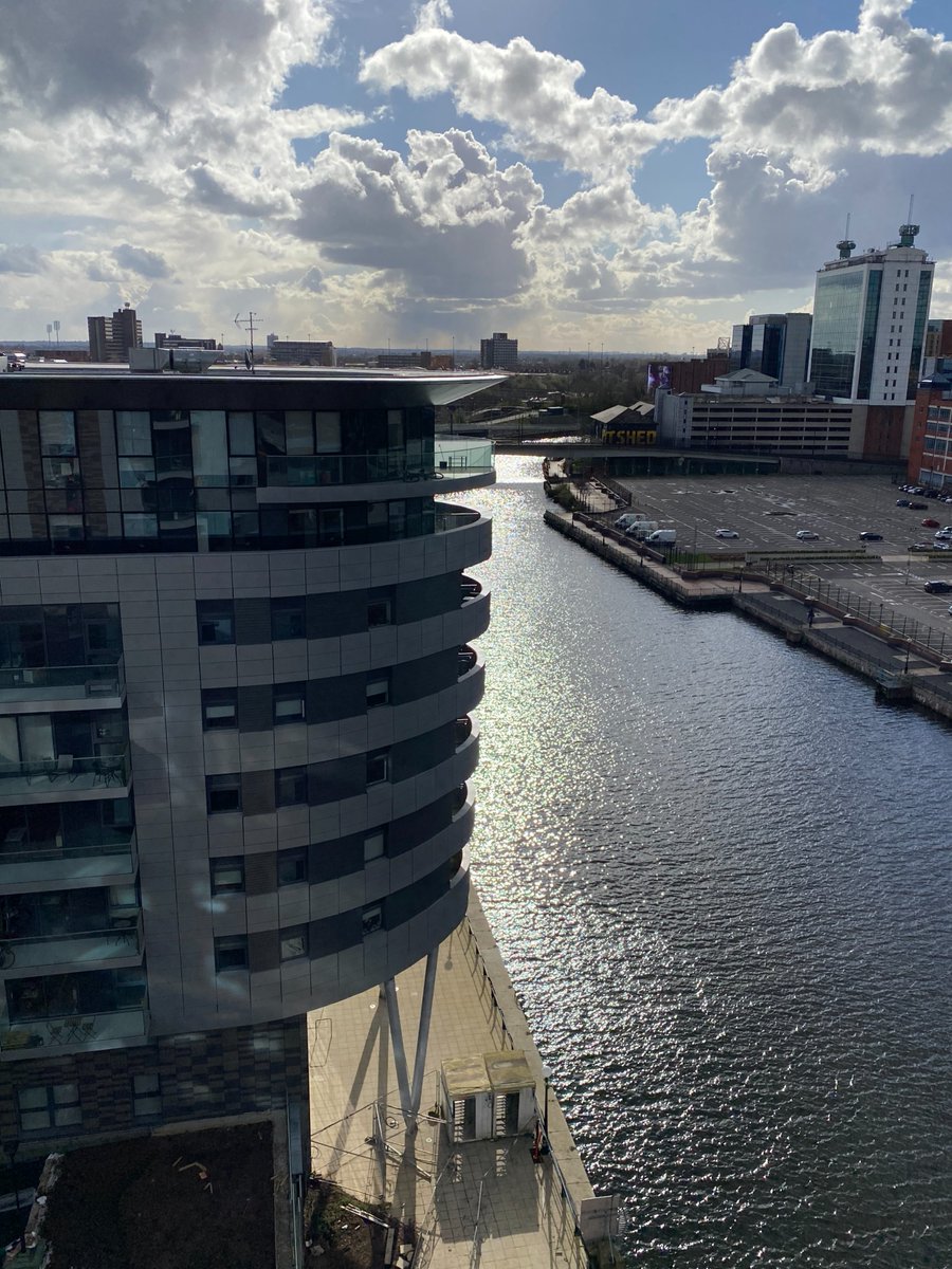 fcharchitects's tweet photo. The final fit out is happening at Manchester Waters, external landscaping is being completed and it's looking fantastic. @vermont_group
#Manchesterresi #architects #Manchesterwaters #PomonaIsland https://t.co/Rz3Tz0KSro
