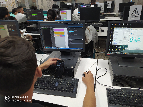 Basic4android's tweet photo. Teaching material for a complete 60 hours course, aimed for students with little or no programming knowledge:
https://t.co/VLL3o6wqRP
Available in English, Greek and Spanish (work in progress). https://t.co/xjIBc15kW8