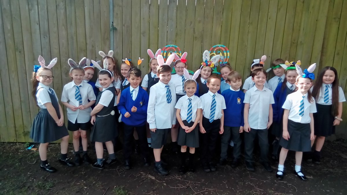 SmaaaYear3's tweet photo. What a lovely day we had yesterday celebrating the Easter story and having lots of fun on our Easter bunny run!  Well done Year 3! https://t.co/QPpELfyJsl
