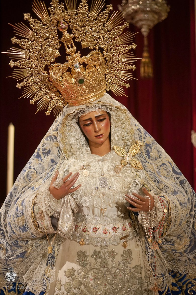 Hdad_LosGitanos's tweet photo. Ante la imposibilidad de realizar nuestra Estacion de Penitencia, se ha montado un altar extraordinario que acerque a fieles y devotos nuestros Amantísimos Titulares, el Señor de la Salud y la Virgen de las Angustias.

ℹ️ https://t.co/51A0wEDRJG

#SaludyAngustias #MadrugádeLuz https://t.co/WEGBCgkScA