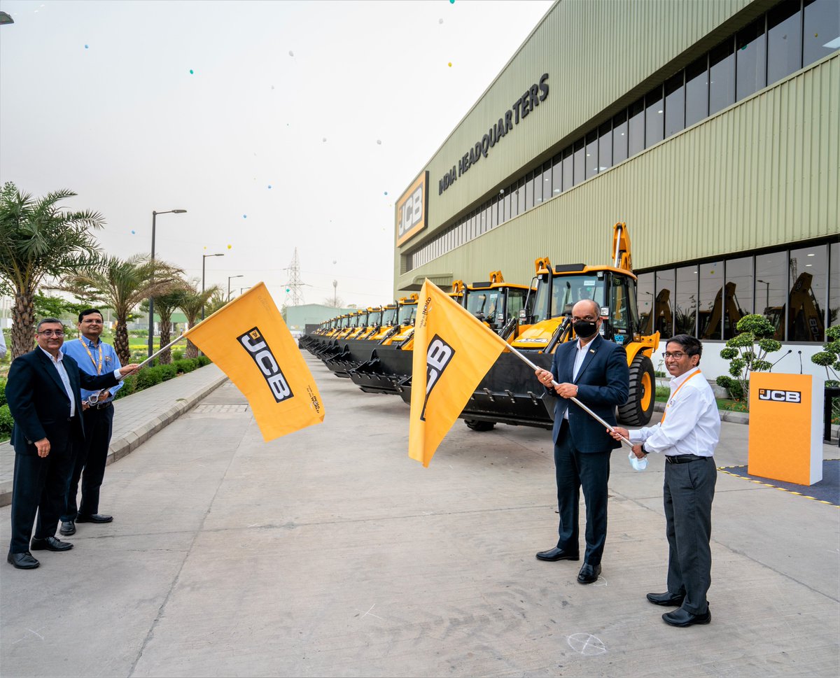JCBIndiaLtd's tweet photo. #JCBIndia is proud to flag off its new range of #CEVStageIV #Backhoe #Loaders, powered by JCB ecoMAX engine with the proven & latest #CRDI technology that offers enhanced productivity. Stay tuned for more.
#SafaltaKaBharosa #BharatKaJCB #MadeInIndia #MadeForSuccess https://t.co/MR699ui8bX