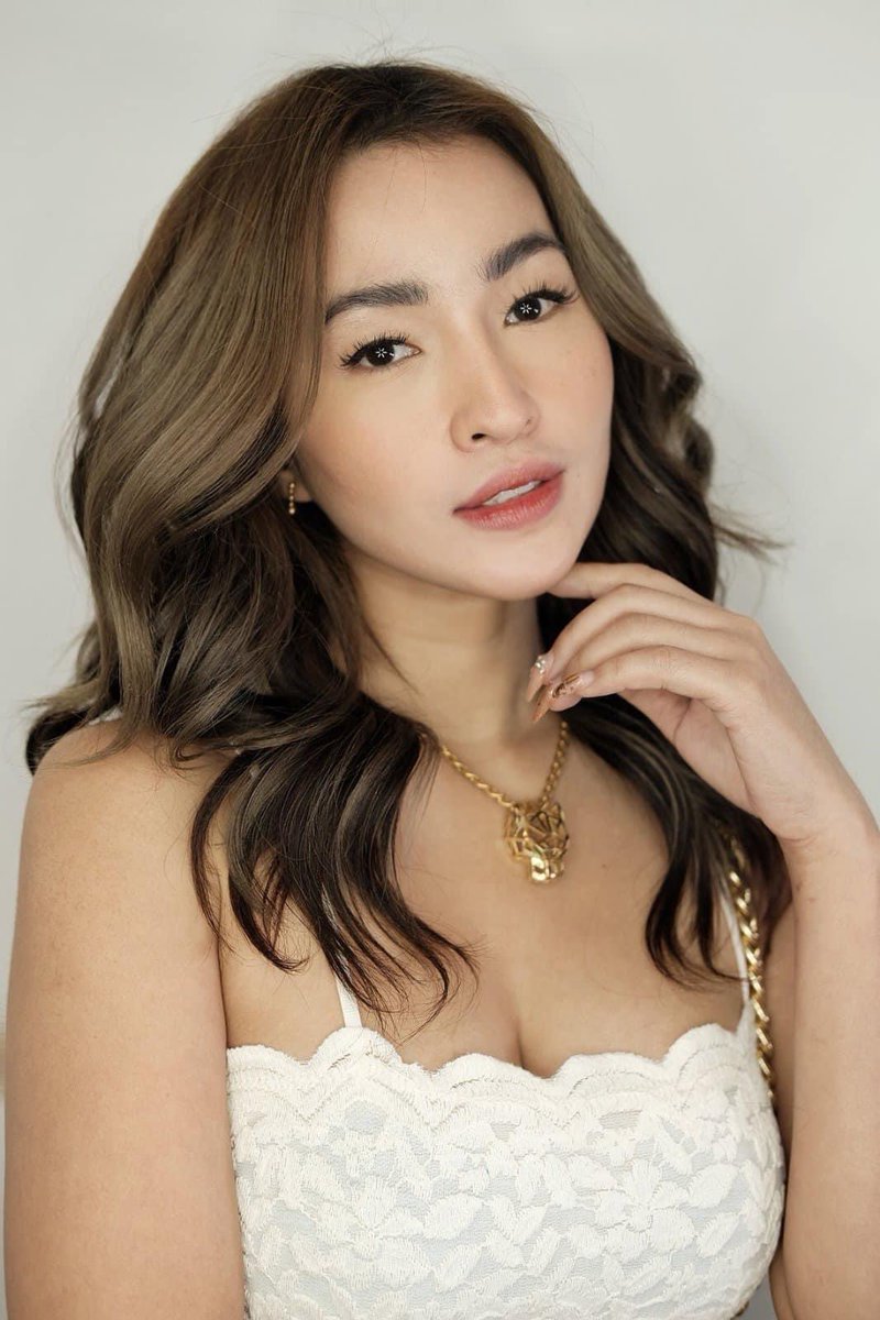 JelaiAndres's tweet photo. Breathe girl. 

#JelaiAndres https://t.co/ie8ee4Rux7