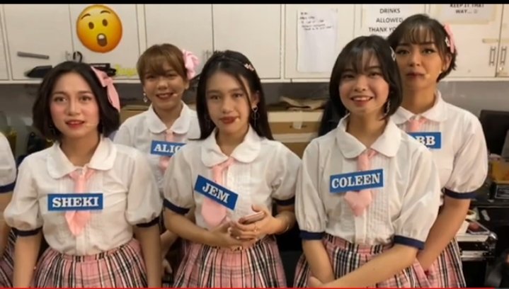 MaryJoyEnca16__'s tweet photo. Screencaps from @direklauren's vlog today. 

Link: https://t.co/rqKytDjHe6
@UniGabbFam @MNLColeenfinity @teampikajemsph @ShekiSakurasPH @BelieversAlice @CaptainAlice48 @ellaphantsPH @ellaphantstaff @MNL48RuthFever @communithea @NekoGuardsFC https://t.co/Zg3PvU39fl
