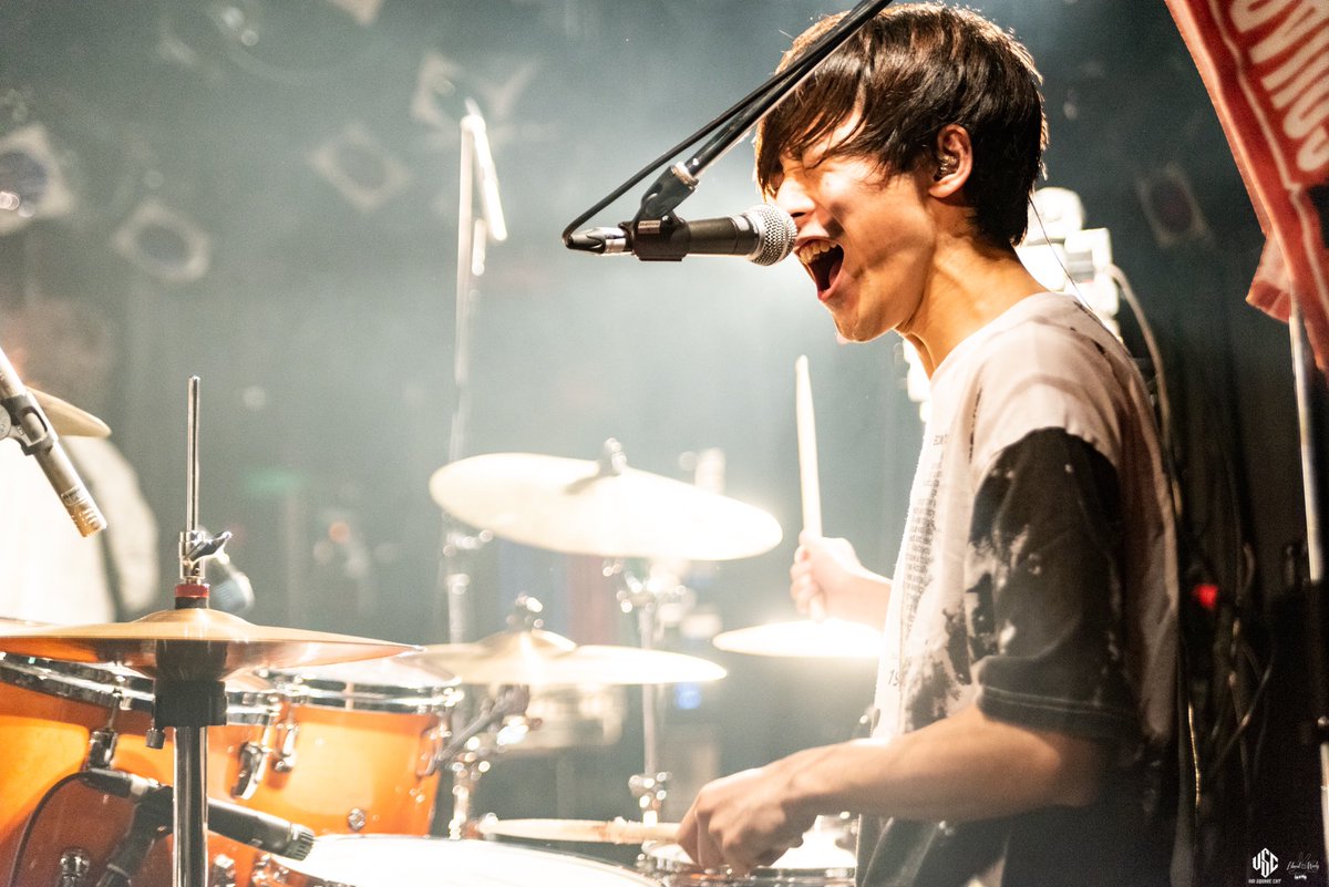 stk_photo_d80's tweet photo. 2021/03/28
BEYOND THE INTERNET
@バナナホール
VOI SQUARE CAT (@VSC_official )
#VOISQUARECAT #VSC #ボイスク
#インターネットを越えて
#BEYONDTHEINTERNET https://t.co/p4Sx3xFlAb