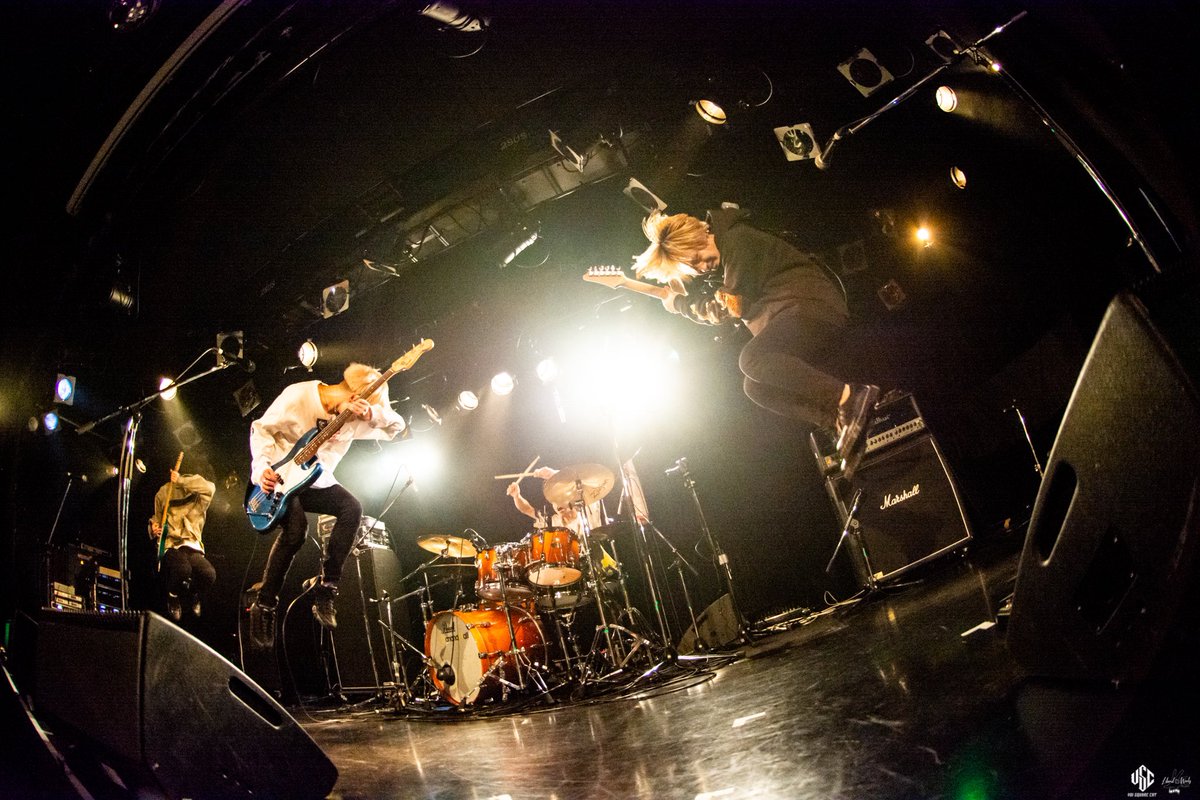 stk_photo_d80's tweet photo. 2021/03/28
BEYOND THE INTERNET
@バナナホール
VOI SQUARE CAT (@VSC_official )
#VOISQUARECAT #VSC #ボイスク
#インターネットを越えて
#BEYONDTHEINTERNET https://t.co/p4Sx3xFlAb