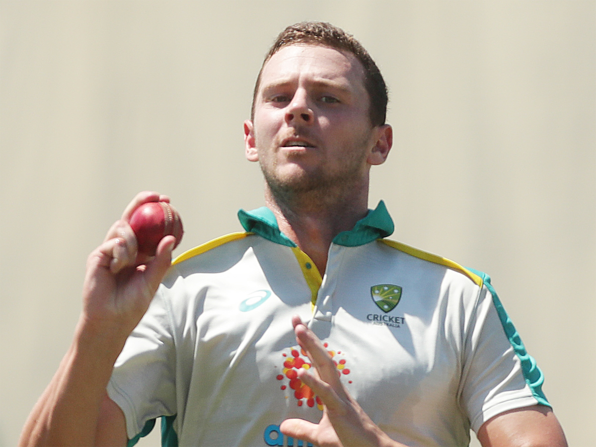 Josh scores at least one point. Josh hazlewood. josh hazlewood australia. джош абрахам веббер.