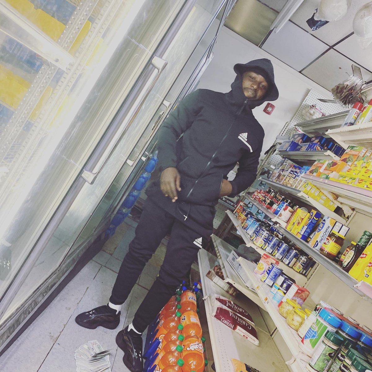 NutSunvalley's tweet photo. You can't feel my pain (My pain)
Well, this ain't for you anyways (Anyways)
Bottom boy survival, hard time living
I'ma sure make you don't forget it 🤧💯 #longlivemyguys 🤕🙏🏿 #freedamembers 🔐 https://t.co/zU4Sez64yh