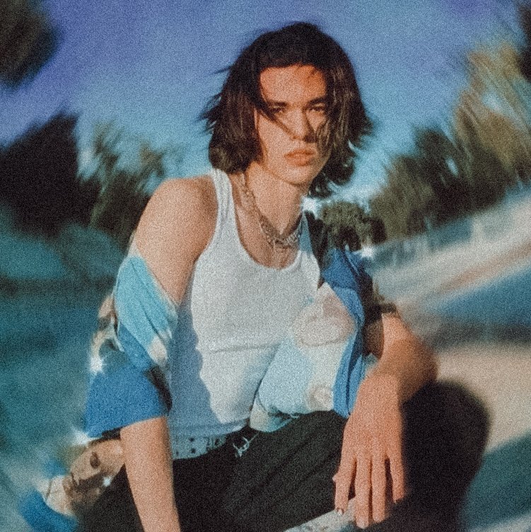 PortalConanGray's tweet image. Conan Gray acaba de anunciar a data lançamento do seu 2º Álbum de Estúdio intitulado de "Believer". O álbum será lançado no dia de São Nunca!