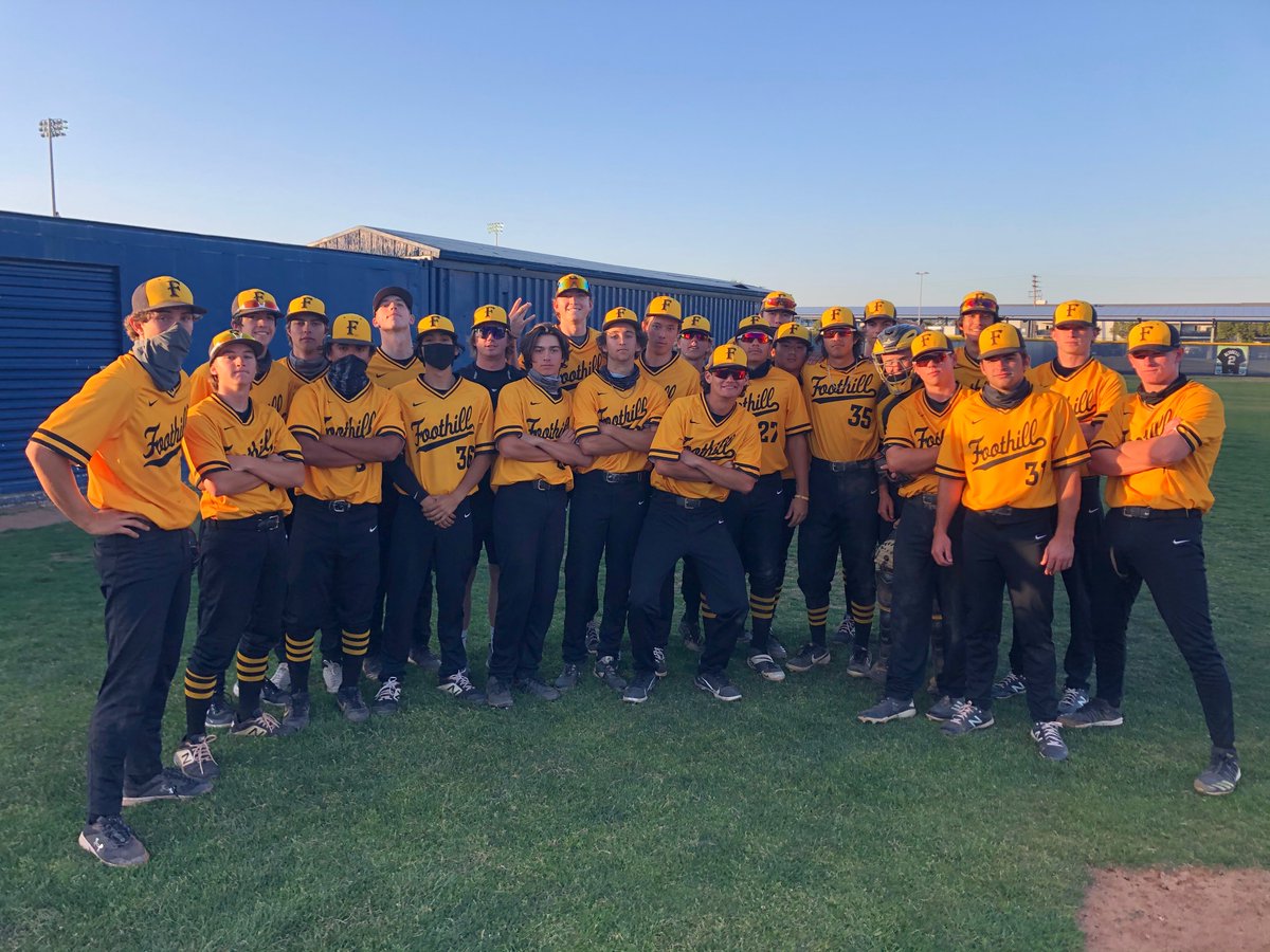 Foothill Knights Baseball tweet media