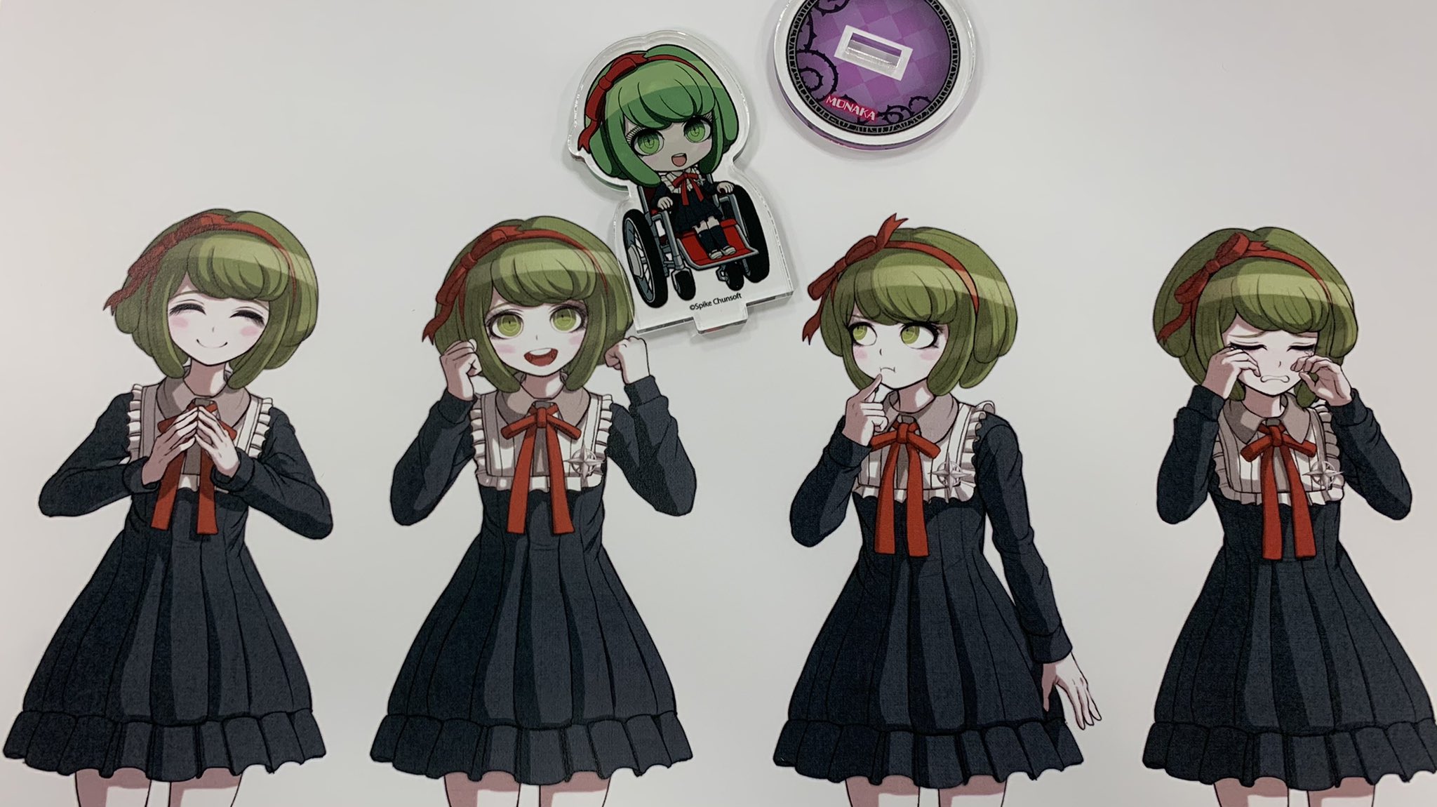 ダンガンロンパ 希望ヶ峰学園購買部 本日4月1日は超小学生級の学活の時間 モナカ さんの誕生日です 明るく無邪気で甘え上手な希望の戦士のまとめ役 車椅子と赤いリボンが特徴的です お誕生日おめでとうございます 良い1年になりますように