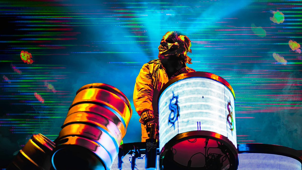 nd2642's tweet photo. You want the real smile?
Or the one I used to practice not to feel like a failure?

-Slipknot

Yes, I miss shooting shows... https://t.co/NpdYfwLUZ5