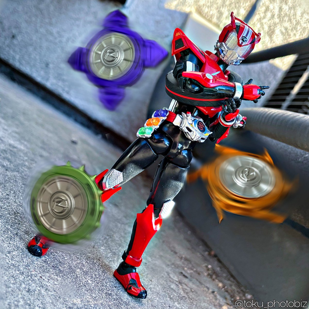 toku_photobiz's tweet photo. 「2012-2015: ウィザード・鎧武・ドライブ・ゴースト」
We’re reaching the near end of #RiderMonth as the 50th anniversary comes on Saturday!
#JusticeForKamenRider
@BluefinBrands @TeamRiderUS https://t.co/iO1HV8rqVw