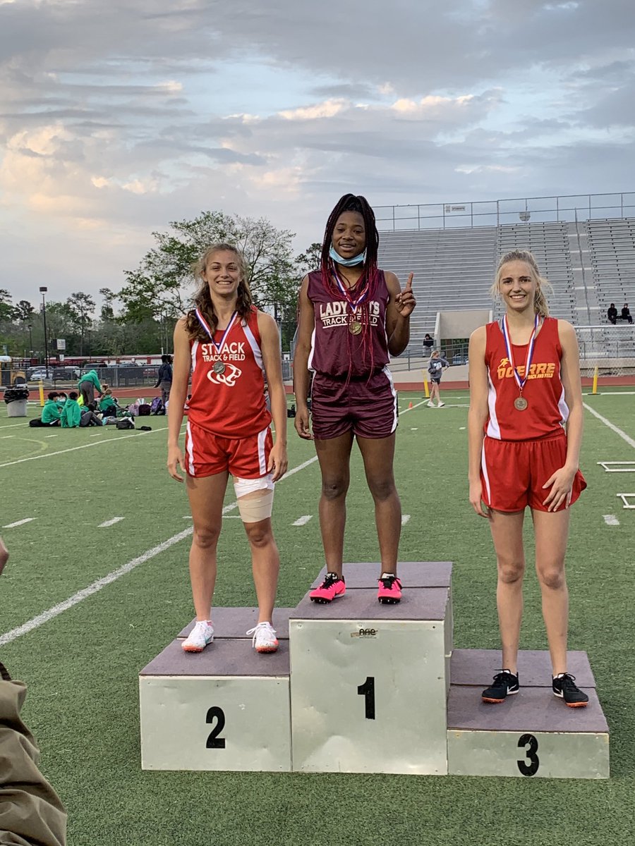 smith16strack's tweet image. District 2nd place 8th grade 200 meter dash