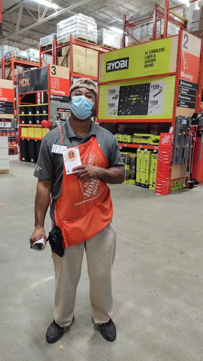 thomasprichard's tweet photo. Congratulations to Tony celebrating 21 yrs with the Home Depot.@JimSimmonsHD @khughes1133 #3626 https://t.co/cN7DjIk0YC