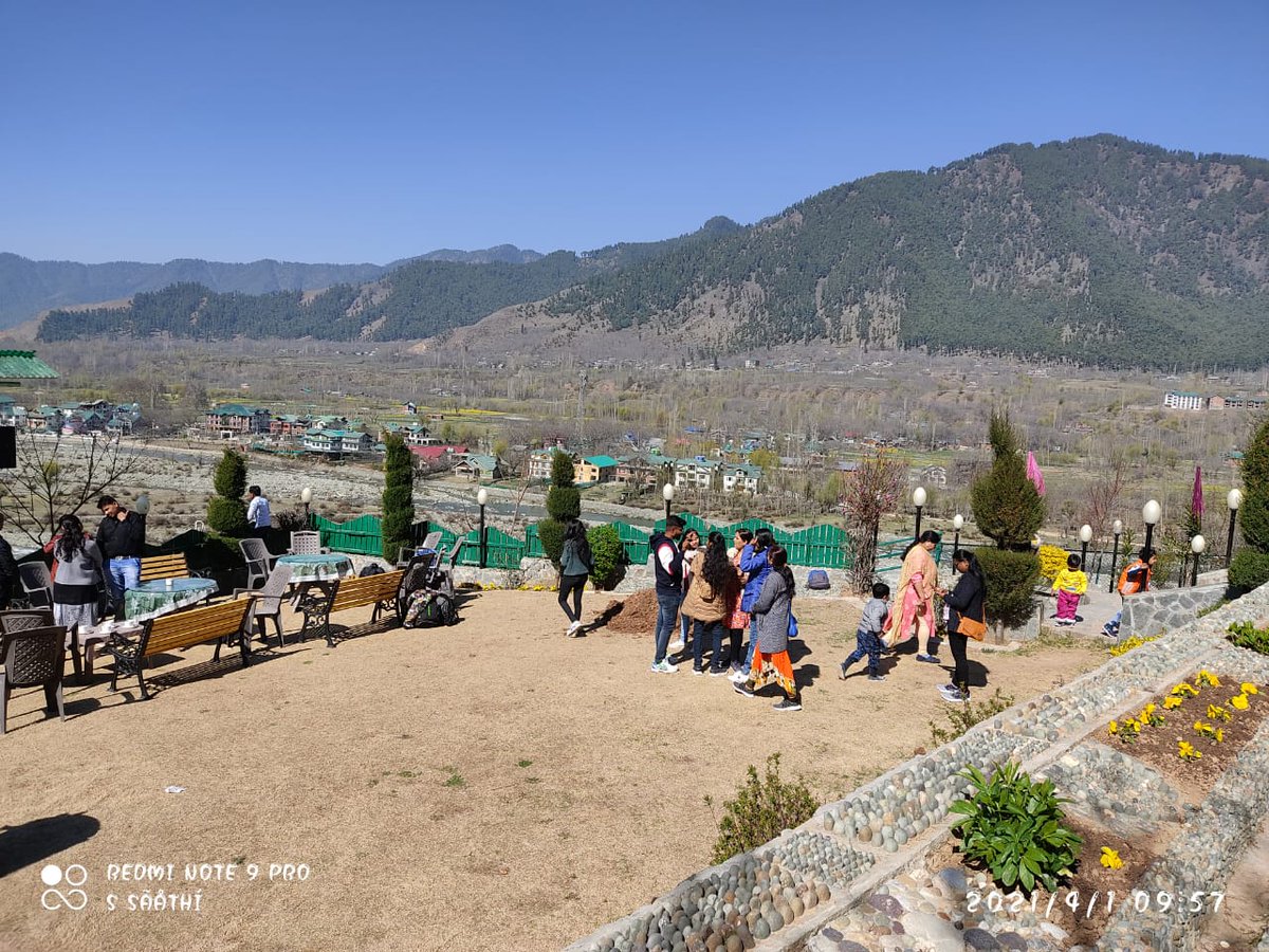 slaharwal's tweet photo. Today Morning at Hotel Srichan Resorts Pahalgam. Opposite rafting point. https://t.co/1qPlqhQK83