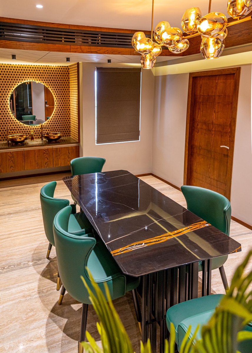 STYLISH..... #architecturaldesign #interiordesign #lightning #furniture #modern #stylish #designs #decor #amazingarchitecture #architects #squincharchitects