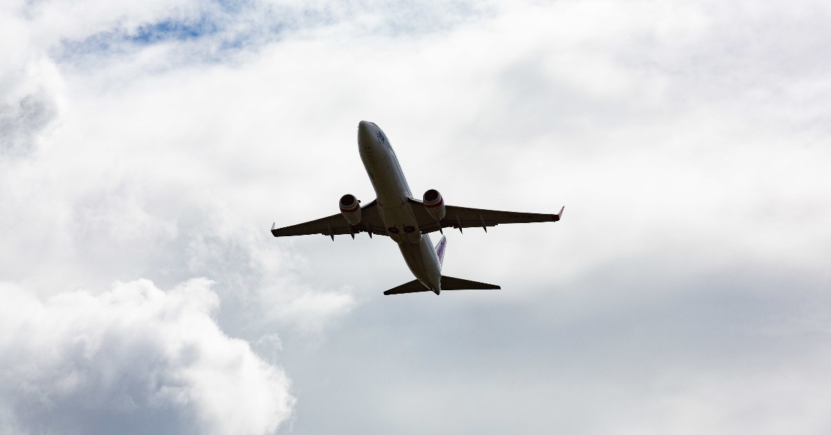 📣 PSA: Brisbane Airport Corporation has made a submission to the Civil Aviation Safety Authority (CASA) asking for a review to the allowable tailwind for arriving and departing aircraft from 5 knots to 10 knots. 

📝 Review the submission 👉 fal.cn/3epvb