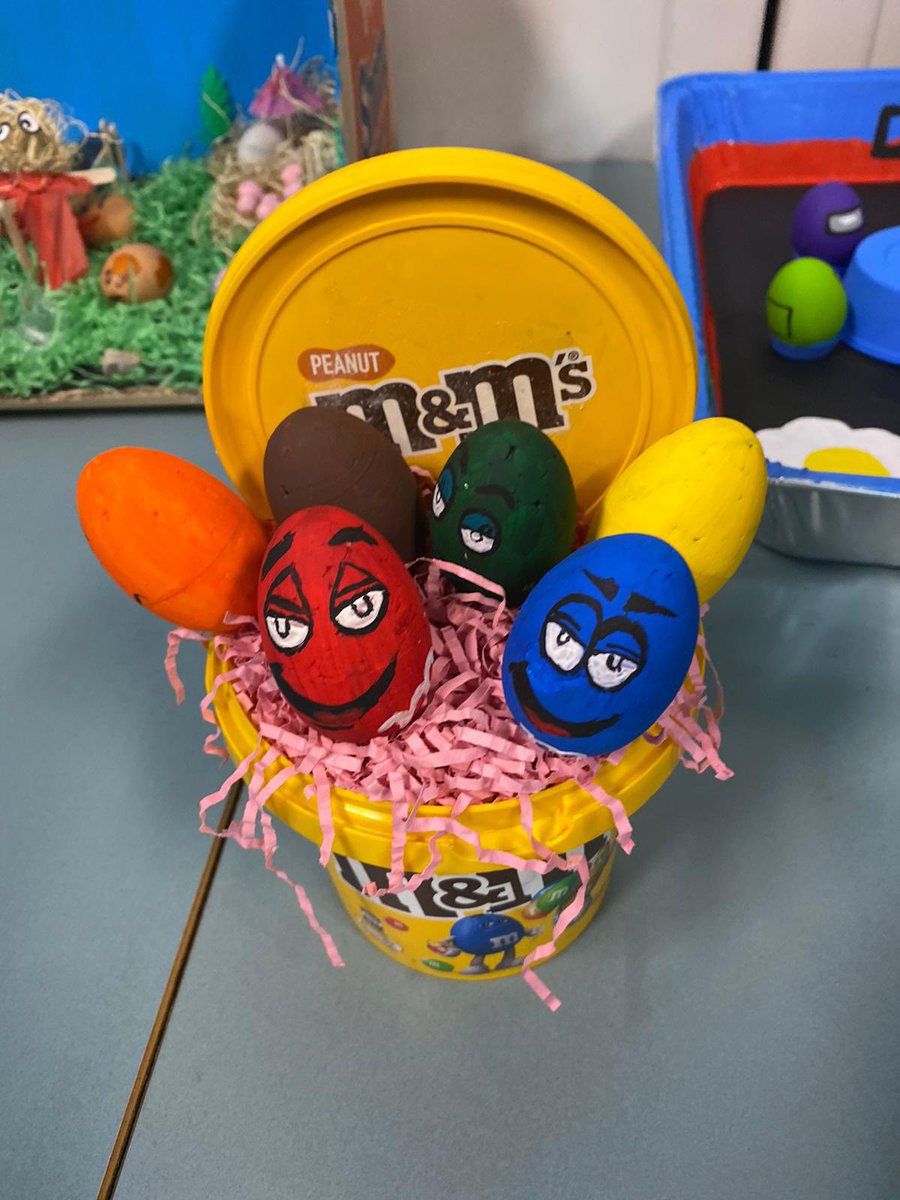 abeer_karaali's tweet photo. Too old for Easter hat parade? Try out an eggvention! Check out @GSPS1889 creations https://t.co/1P1hnUVL8v